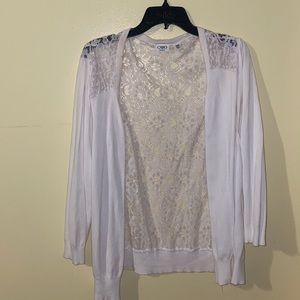 Woman’s Cato cargo